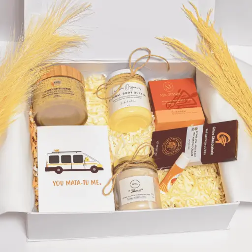 "Tūrī A Maitu" Gift Box for Mothers: Self-Care Edition